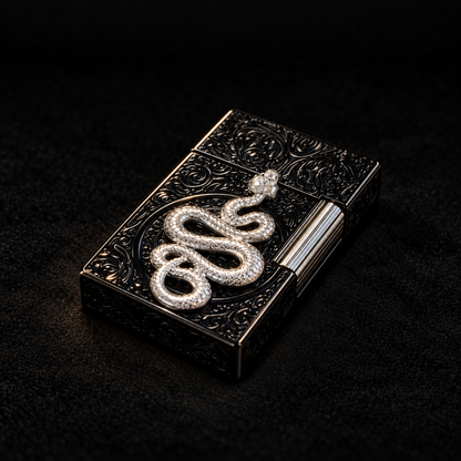 🐍Black Snake Flip-Top Lighter – Gothic Silver Snake Design