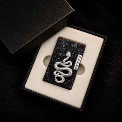 🐍Black Snake Flip-Top Lighter – Gothic Silver Snake Design